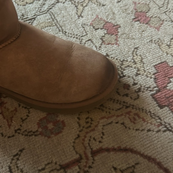 UGG BOOTS - Picture 5 of 5